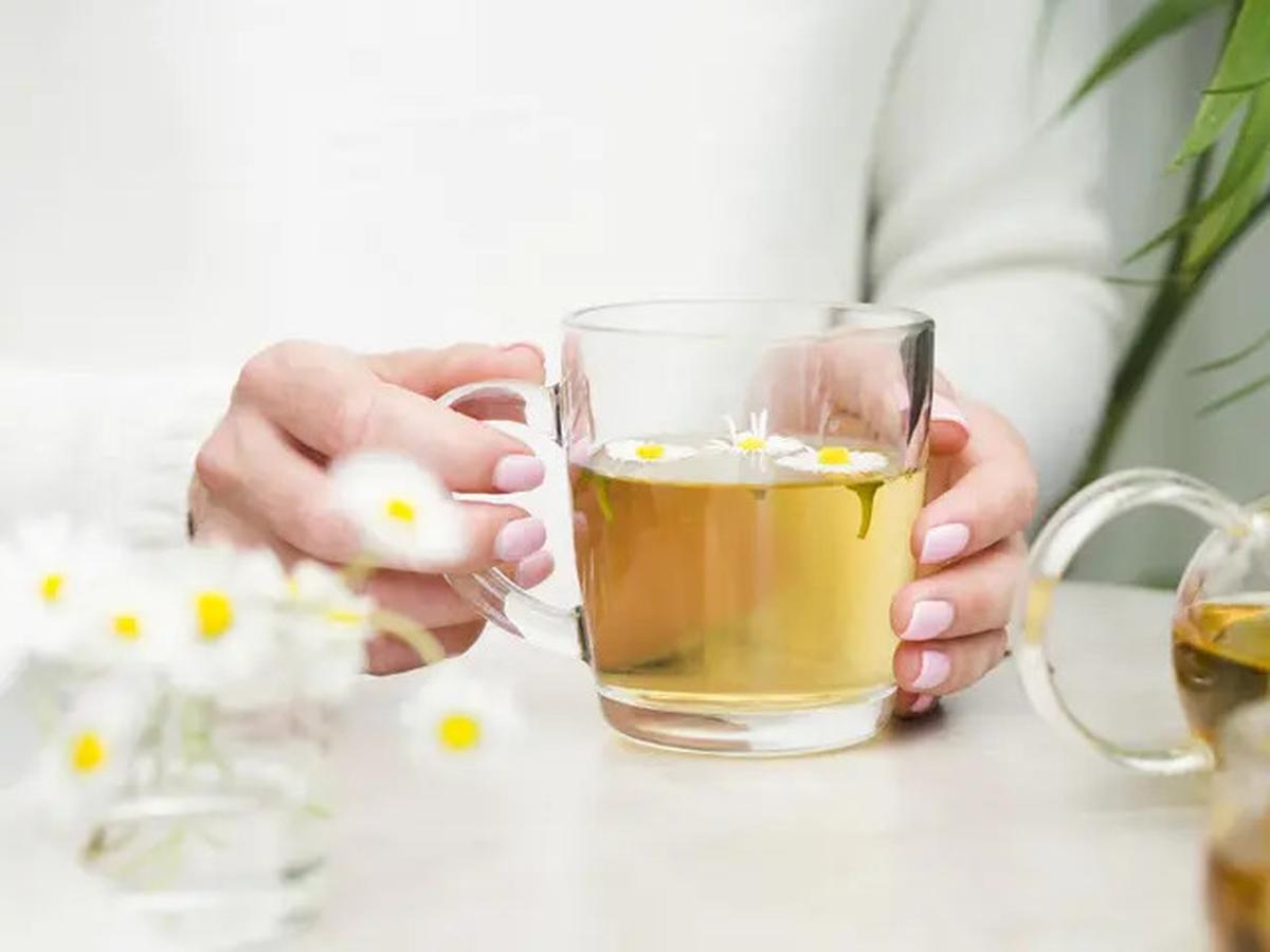 7 Minuman Hangat yang Bisa Bantu Tenangkan Pikiran