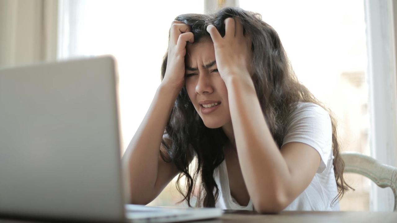 6 Tanda Pekerjaan Mulai Mempengaruhi Kesehatan Mental Anda