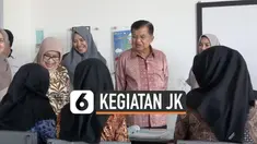Jusuf Kalla dan Mufidah Kalla mengunjungi sekolah di Makassar, Sulawesi Selatan. JK mengingatkan agar pemuda mengisi Sumpah Pemuda dengan menjaga persatuan.