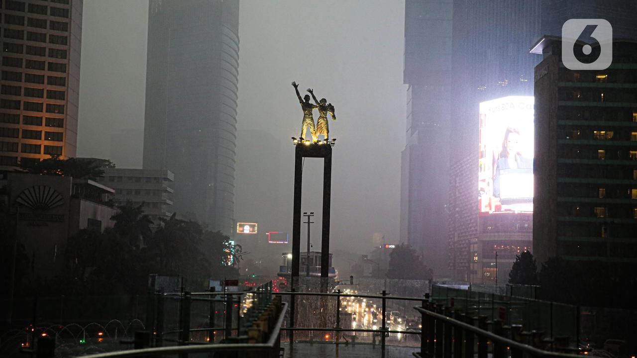 Cuaca hari ini, Rabu (15/3/2023), langit pagi Jakarta keseluruhannya diprediksi turun hujan.