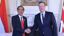 Kepada Jokowi, PM Inggris David Cameron mengaku kagum dengan Islam di Indonesia, London, Selasa (19/4/2016). Indonesia di mata PM Cameron memiliki peranan penting dalam mengatasi ekstremisme dan terorisme global. (Foto: Laily Rachev/ Setpres) 