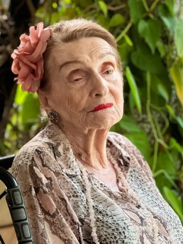 Nenek Sharena Gunawan (Instagram/mrssharena)