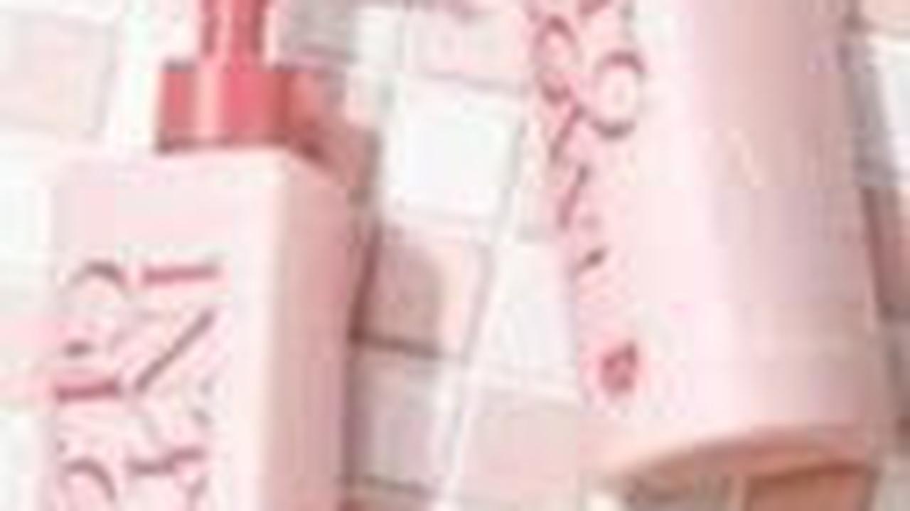 6. BNB Barenbliss Into Glow! Mon Paris Brightening Body Serum<br>