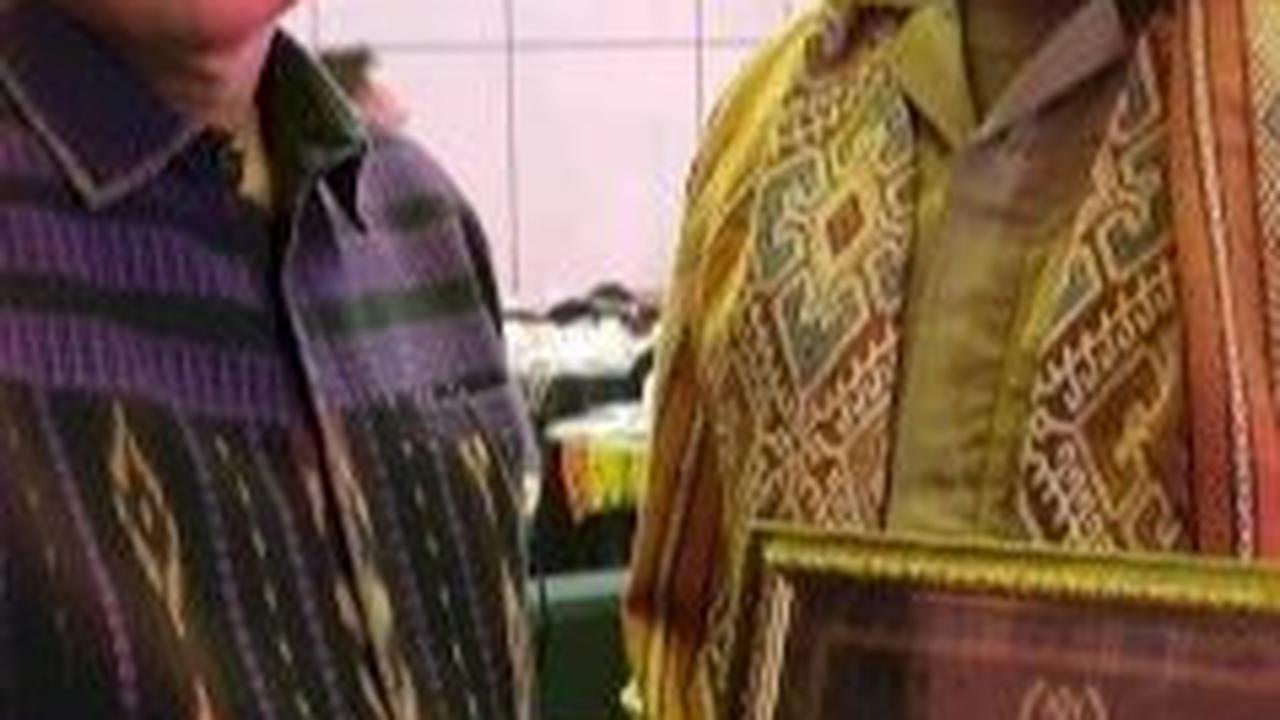 "Penghargaan ini diberikan sebagai bentuk apresiasi atas dedikasinya dalam memajukan industri kopi dan memberdayakan usaha kecil menengah (UKM) di NTT," demikian dikutip dari keterangan dalam laman resmi Tribratanews. <br>