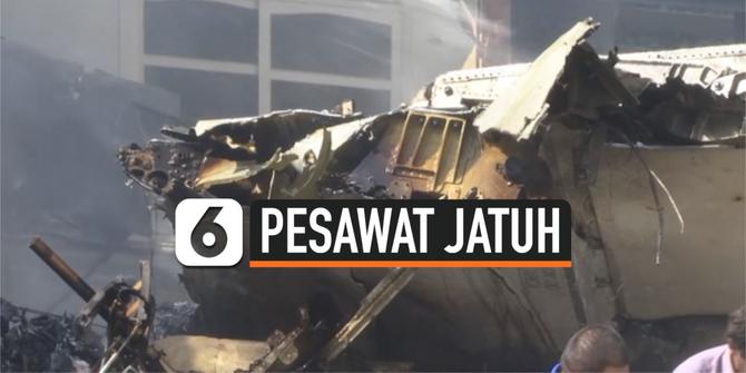 VIDEO: Angkut 107 Penumpang, Pesawat Pakistan International Airlines Jatuh di Karachi