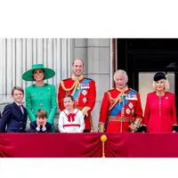Melihat ekspresi polos Pangeran Louis saat Trooping the Colour (@princesandprincessofwales)