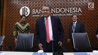 Gubernur BI Perry Warjiyo bersiap Rapat Dewan Gubernur (RDG) Bank Indonesia di Jakarta, Kamis (20/6/2019). Rapat memutuskan untuk mempertahankan BI7DRR sebesar 6,00%, suku bunga Deposit Facility sebesar 5,25%, dan suku bunga Lending Facility sebesar 6,75%. (Liputan6.com/Angga Yuniar)