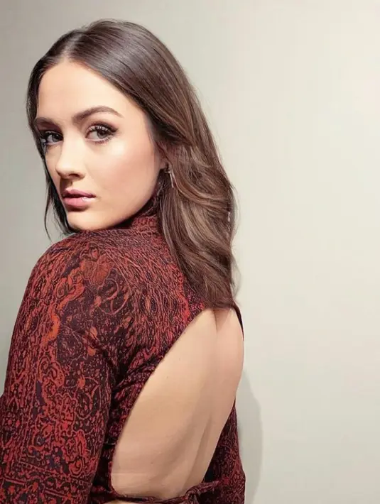 Bahkan dirinya membantu Timnas Turki menjuarai tiga kompetisi sejak didapuk masuk ke tim senior pada 2019. (Instagram/zehragns18).