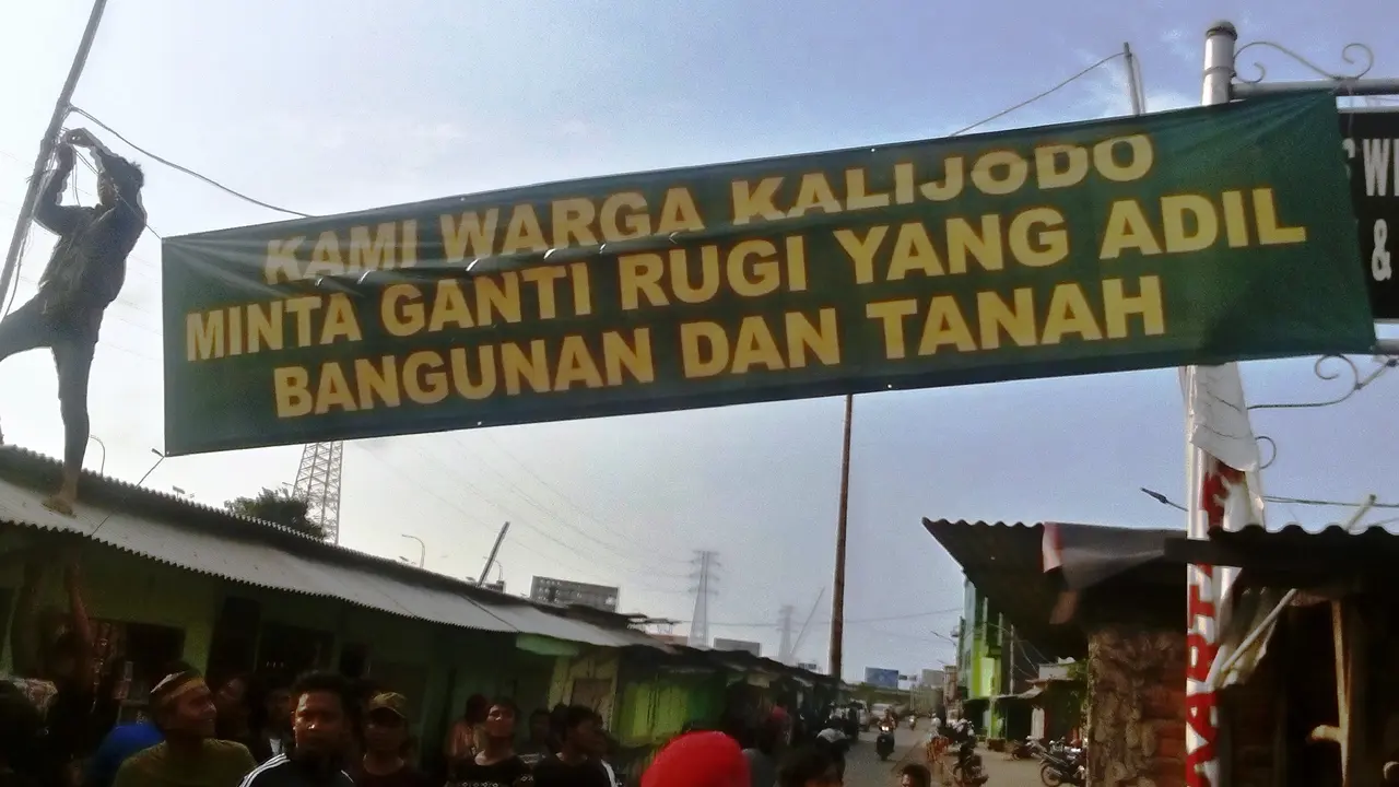 20160218-kalijodo-jakarta-spanduk 1