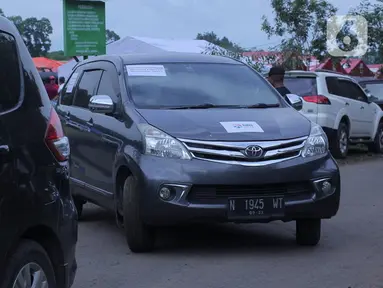 Mobil bantuan khusus diturunkan untuk mempercepat evakuasi warga terdampak bencana erupsi Gunung Semeru, Lumajang, Jawa Timur, Senin (6/12/2021). Sebanyak 12 mobil bantuan khusus BRI dikerahkan untuk evakuasi dan membawa barang-barang kebutuhan warga. (Liputan6.com/HO/Humas BRI)