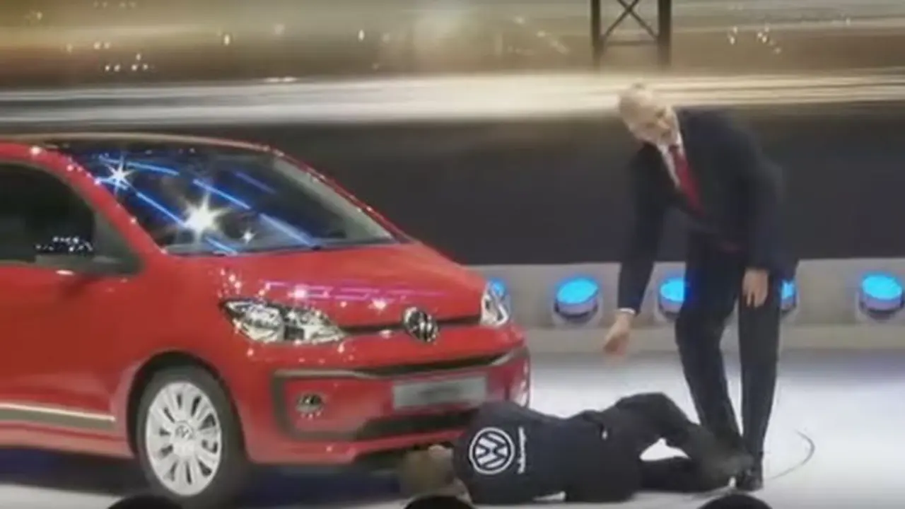 Cara Unik Demonstran Kritisi Dieselgate VW