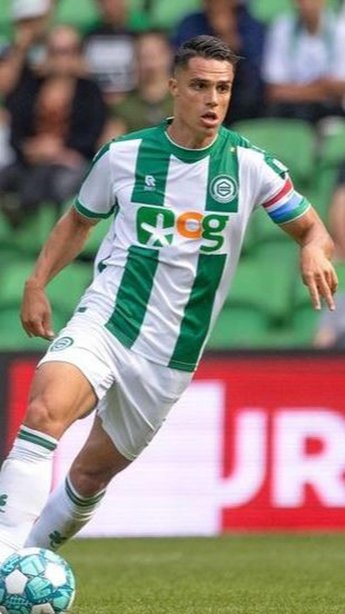 2. Joey Mathijs Pelupessy (Maluku)