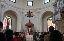 Natal Penuh Sukacita: Jemaat Rayakan Misa Perdana di Gereja Blenduk Semarang Usai Revitalisasi