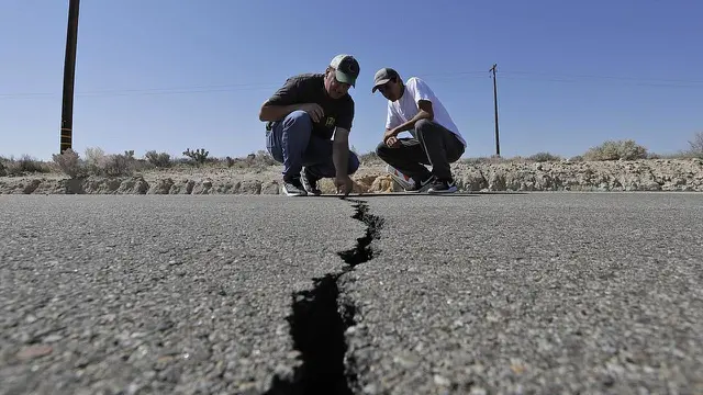 Penyebab Gempa Bumi