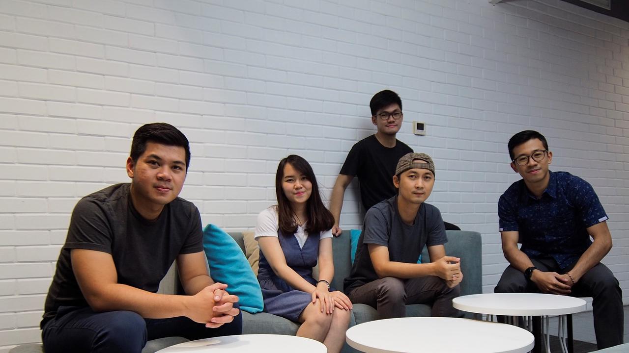 Grup musik Bobby & The Opis baru saja merelease album mereka bertajuk Kisah Terindah Hidup Kita