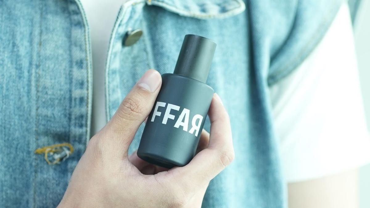 Rekomendasi Parfum Pria untuk Kantor vs Hangout, Jangan Sampai Salah Pilih Vibe