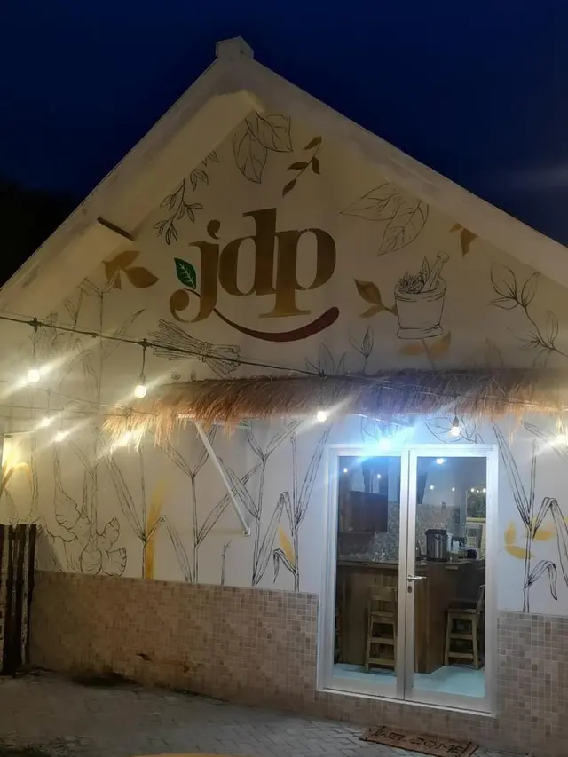 Kafe Jamu Baru di Surabaya, Berharap Jadi Tempat Nongkrong Sehat Anak-Anak Muda