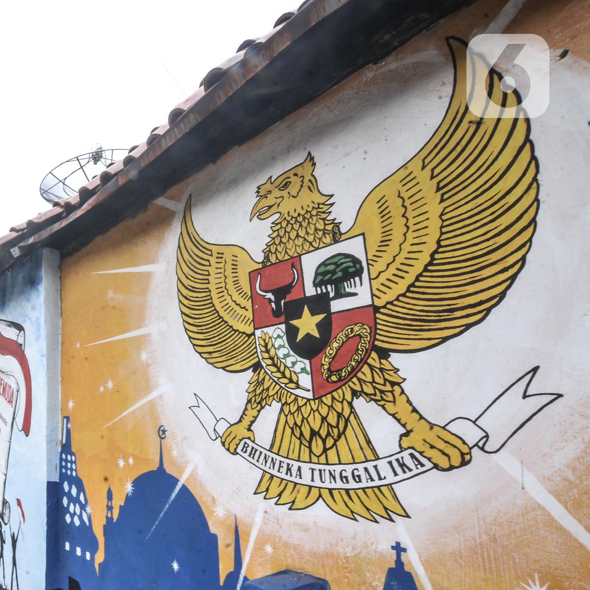 Warna-Warni Mural di Kampung Pancasila