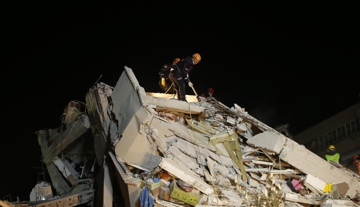 Foto Turki Diguncang Gempa Bumi Ratusan Orang Terluka Global Liputan6 Com