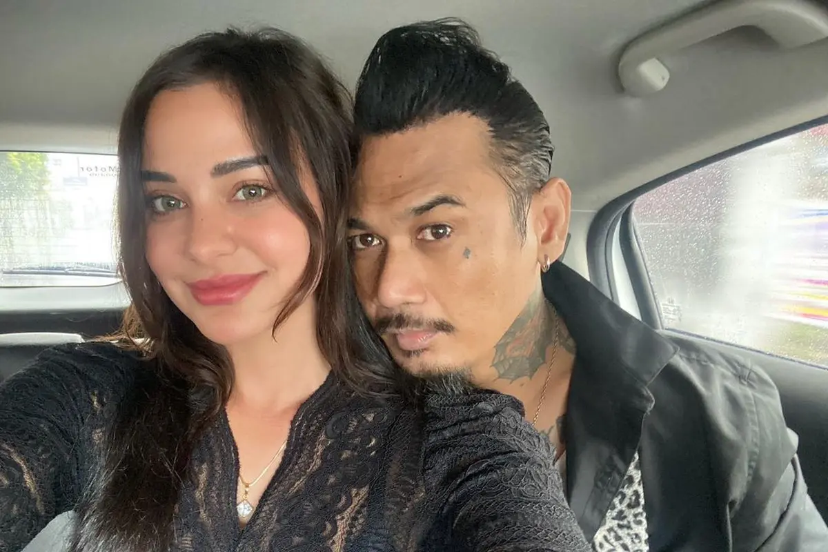 Bebas Hari Ini, Jerinx SID Disambut Istri dan Para Sahabat. (instagram.com/ncdpapl)
