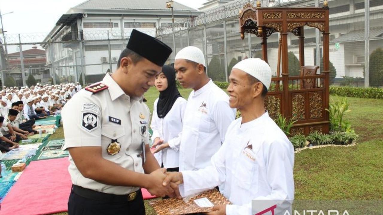 Remisi Lebaran 1447 H: 18 Warga Binaan Lapas Cikarang Hirup Udara Bebas