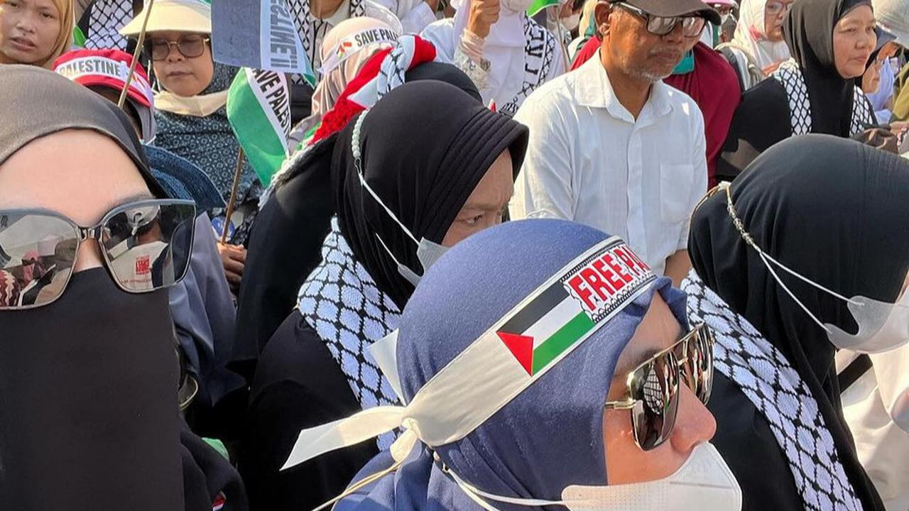 Cerita Zaskia Adya Mecca Gambarkan Suasana Jelang Long March dari Kairo ke Rafah, Akui Dicegat Puluhan Polisi dan Intel dari Depan Hotel