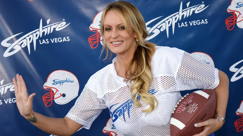 Sosok Stormy Daniels, Bintang Film Dewasa yang Terlibat Skandal dengan Donald Trump