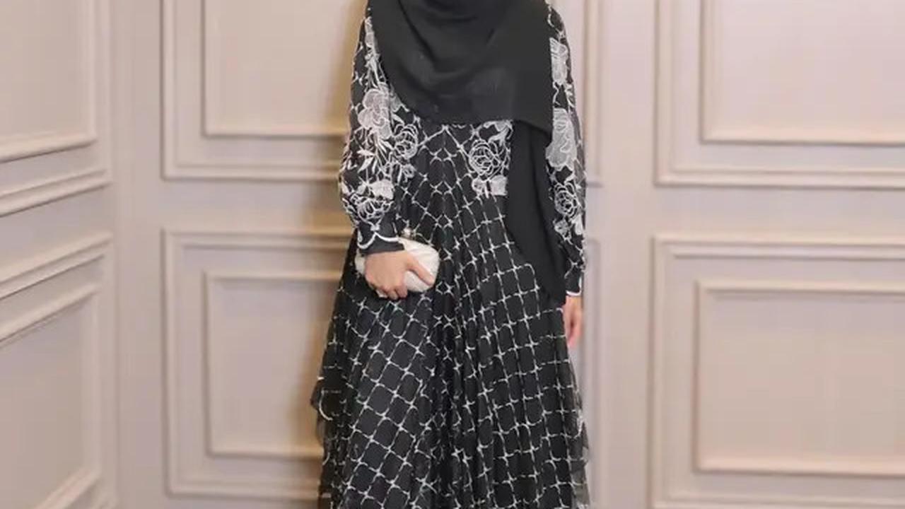 Model Long Dress Brokat Shiren Sungkar di Resepsi Luna Maya, Ini Fotonya