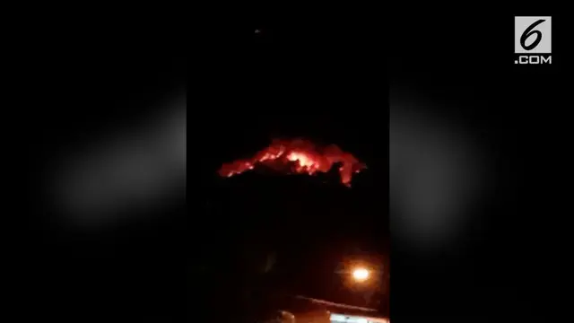 Kementerian Energi Sumber Daya Mineral (KESDM), Badan Geologi, PVMBG Pos Pengamatan Gunungapi Agung, melaporkan telah terjadi erupsi gunung agung bali.