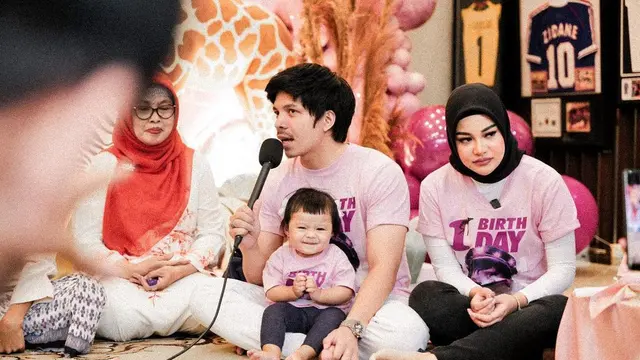 Perayaan ultah pertama Ameena putri Atta dan Aurel (Foto: Instagram attahalilintar)