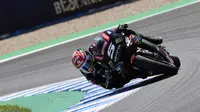 Pembalap Yamaha Tech 3, Johann Zarco menjadi yang tercepat dalam tes usai MotoGP Spanyol 2018 di Sirkuit Jerez. (JAVIER SORIANO / AFP)