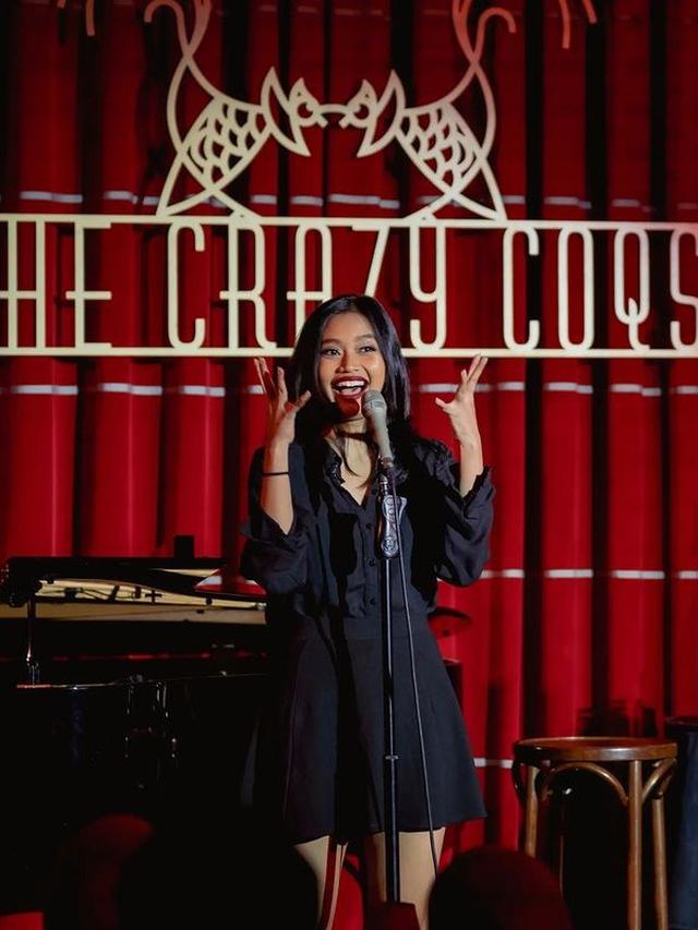 10 Potret Desmonda Cathabel, Wanita Indonesia yang Jadi Jasmine di Drama Musikal Aladdin