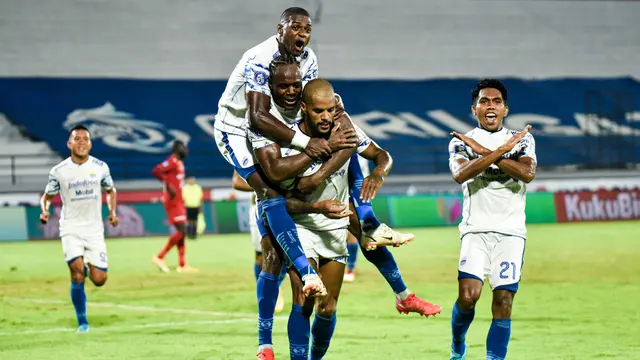 Foto: Sukses Tuntaskan Dendam, Persib Bandung Gilas Persija Jakarta di BRI Liga 1