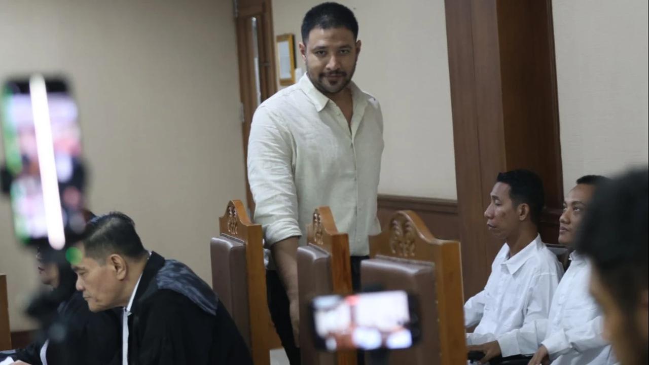 FOTO: Ammar Zoni Jalani Sidang Lanjutan Kasus Narkotika di Rutan Salemba