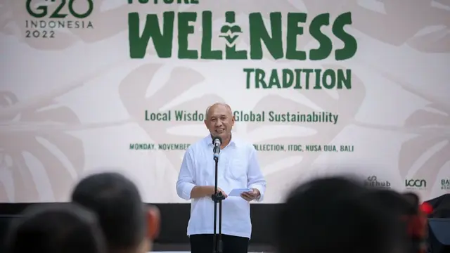 Menteri Koperasi dan UKM (MenkopUKM) Teten Masduki pada acara Future Wellness Tradition (Local Wisdom for Global Sustainability) di Bali Collection, kawasan ITDC, Nusa Dua, Bali, Selasa (15/11/2022). (Dok KemenkopUKM)