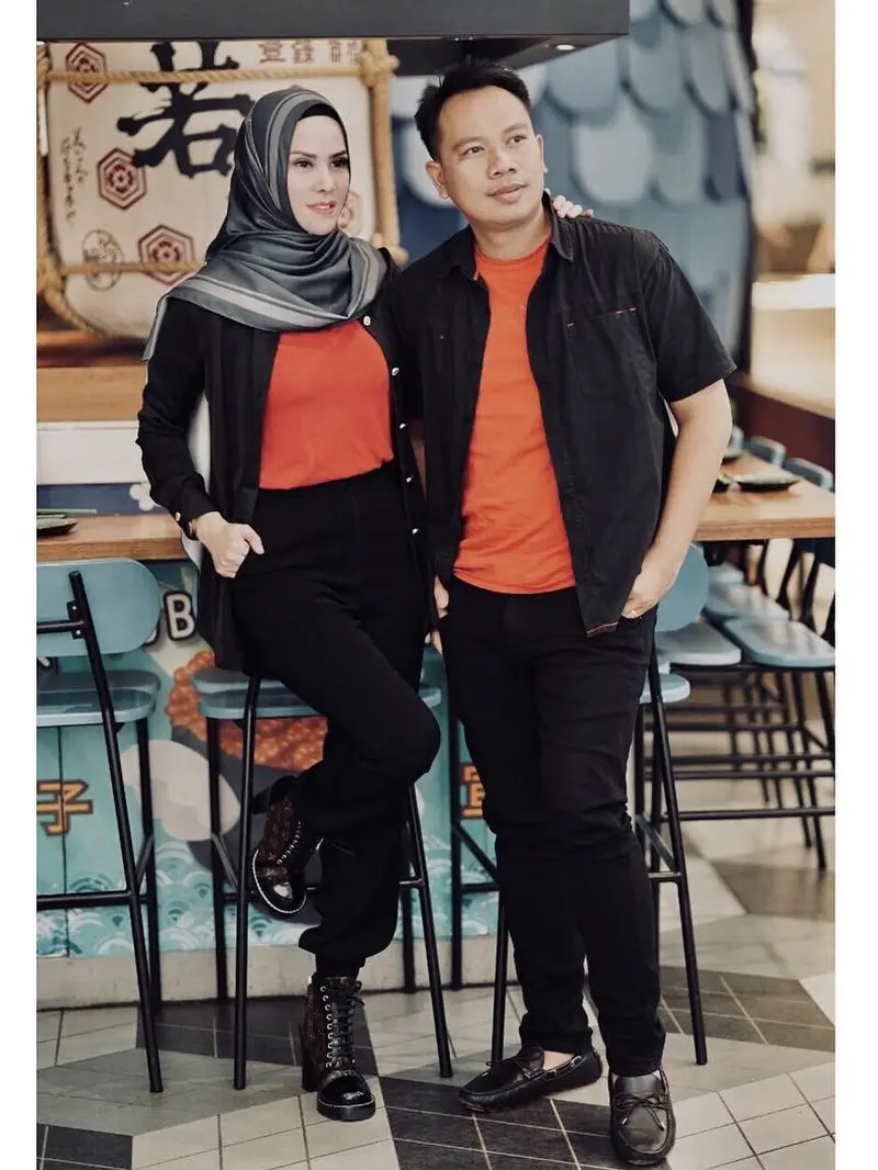 [Bintang] Vicky Prasetyo dan Angel Lelga