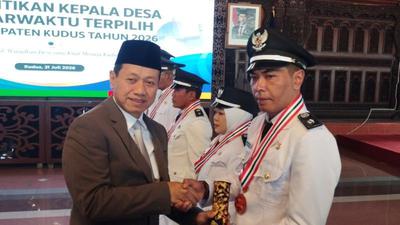 Bupati Kudus Minta Kepala Desa PAW Segera Pelajari Keuangan dan Administrasi Desa
