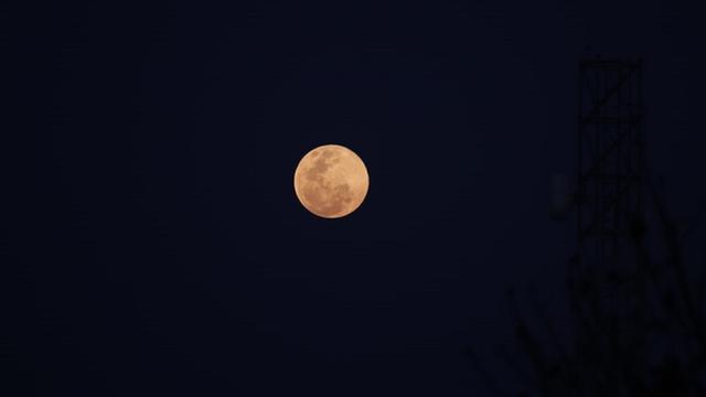 Menikmati Keindahan Full Flower Supermoon 7 Mei 2020