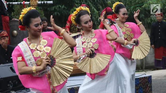 Konser Situs Budaya Iwan Fals