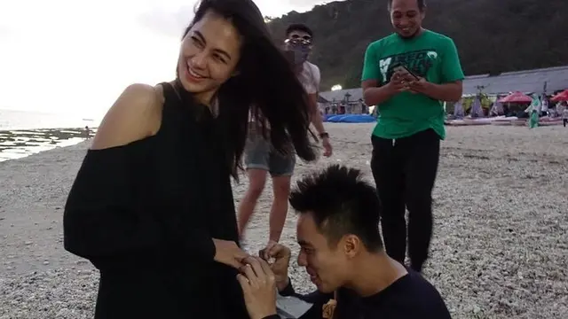 Baim Wong unggah momen lamar Paula Verhoeven (Instagram/baimwong)