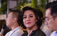 11 Foto Dapur Sissy Priscillia, Desain Interior Serba Putih yang Harmonis dengan Ruang Keluarga