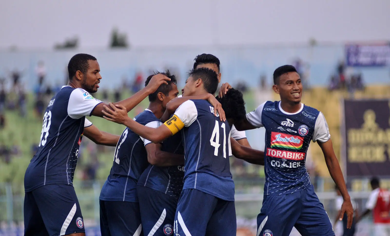 Skuat Arema punya waktu recovery tambahan melawan PSBK di Piala Indonesia 2018. (Bola.com/Iwan Setiawan)