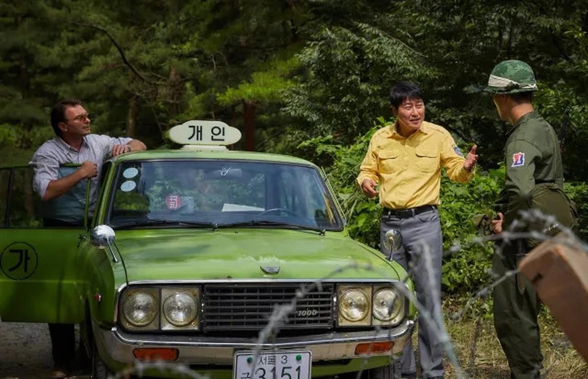 Liburan Tiba! Ini 10 Rekomendasi Film Korea yang Bisa Ditonton Bersama Keluarga dalam Berbagai Genre