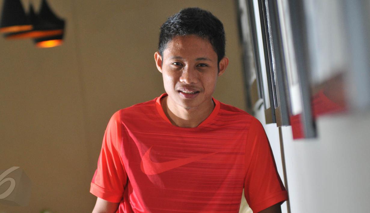 Evan Dimas saat ditemui di kawasan Senayan, Jakarta. Foto diambil pada Kamis (28/5/2015). (Liputan6.com/Herman Zakharia)