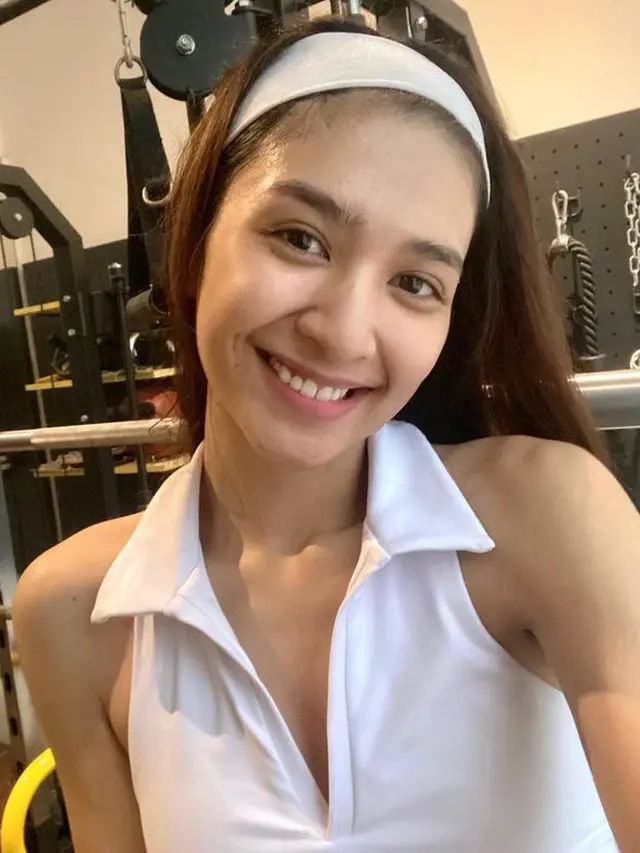 [Fimela] Mikha Tambayong