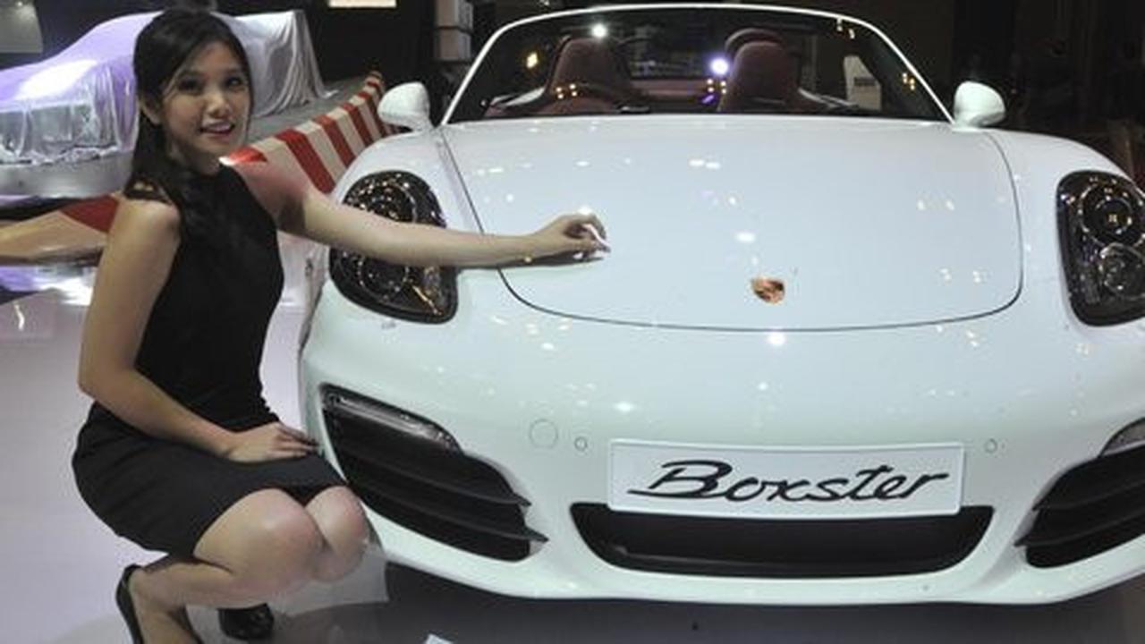 Orang berduit' beli Ferrari atau Lamborghini tetap kredit