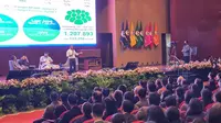 Menteri Investasi/Kepala BKPM Bahlil Lahadalia dalam acara seminar dengan tema "Intelektual dan Integritas Generasi Muda Investasi Masa Depan Kepemimpinan Nasional" di Kampus UPH, Jakarta, Selasa (29/11/2022). Turut hadir Menteri BUMN Erick Thohir, politikus Maruarar Sirait. (Foto: Istimewa).