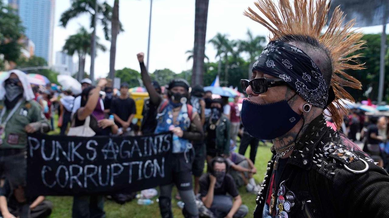 FOTO: Bentrokan di Manila,  49 Orang Ditangkap dalam Aksi Antikorupsi Filipina
