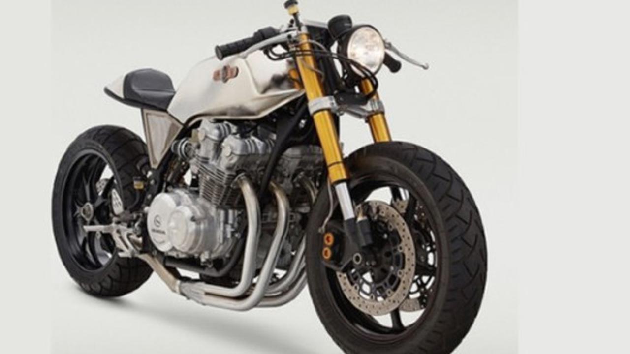 CB Superstrada (Welovehonda)