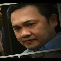 Kicauan Farhat Abbas di akun twitternya berbuntut panjang, pihak managemen dan keluarga tengah bermusyawarah, apakah akan membawa kasus ini ke jalur hukum.